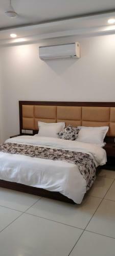 Hostal 121 Stays Rooms