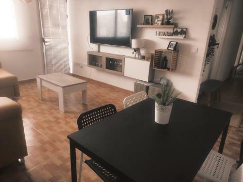 Apartamento En Complejo Residencial Con Piscina