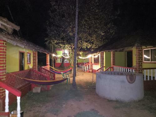 Hostal Savitri Guest House