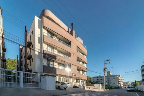 Apartamento 2 Dormit�rios Com Churrasqueira