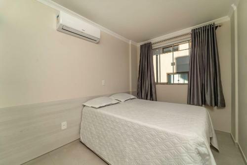 Apartamento 2 Dormit�rios Com Churrasqueira