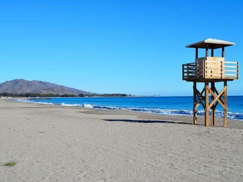 Sunny Coastal 1 Bed Apartment - Vera Coast: 2mins To Beach