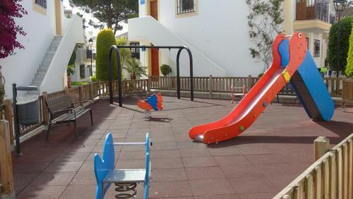Sunny Coastal 1 Bed Apartment - Vera Coast: 2mins To Beach