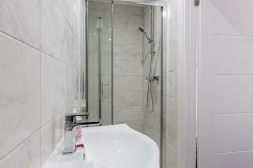 Rst Luxury Aparthotel