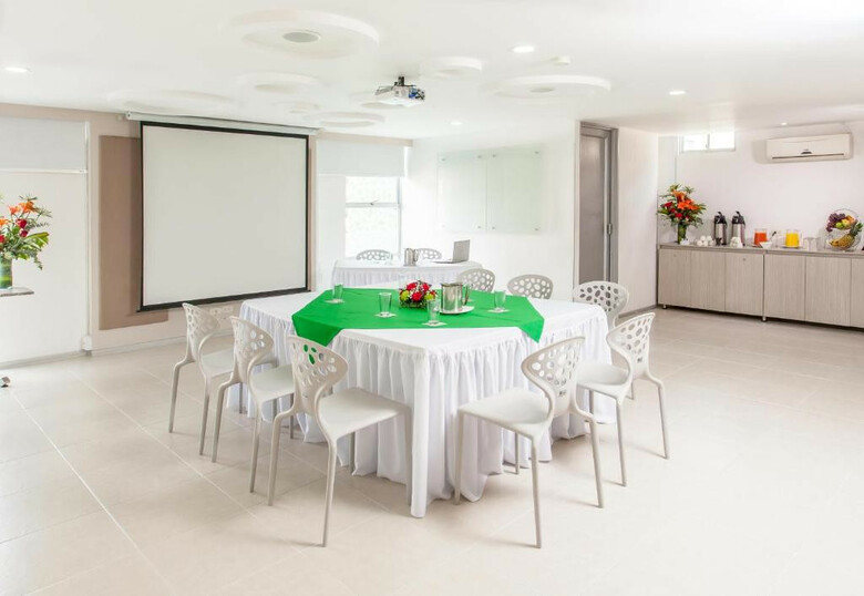 Eco Star Hotel