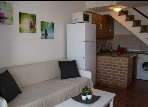 Pool Side Duplex In Secure Complex