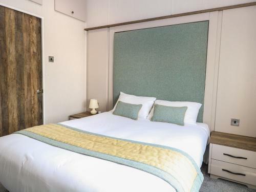 Broadland Sands Lodge