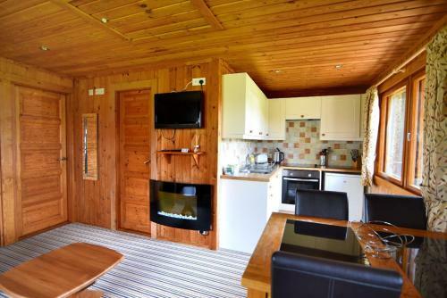 10 Pinewood Retreat