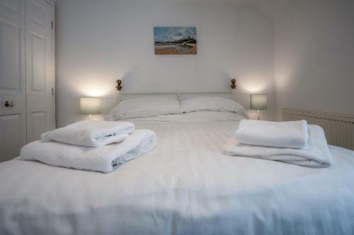 Coastland Cottage - 2 Bedroom Cottage - Manorbier