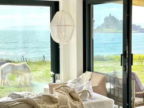 Pearl Beach House