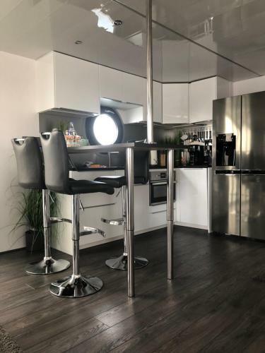 Apartamento Hausboot Ferienhaus Captains Boat