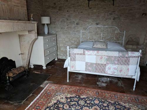 Stunning 7-bed Vineyard Masters House In Dieulivol