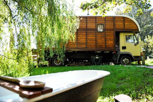 Anna, The Mahogany Horsebox