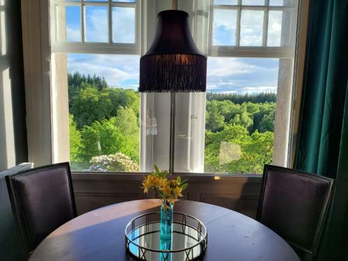 Hostal Glencruitten House