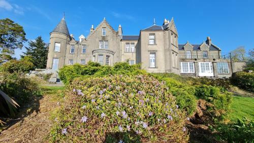 Hostal Glencruitten House