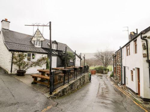 Triangle Inn Coachouse