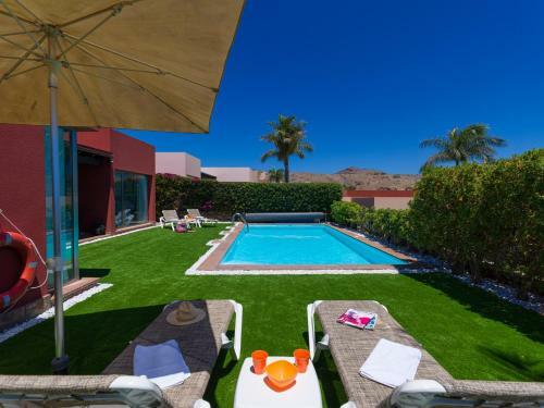Special Villa With Private Heated Pool 8m X 4m And Bbq