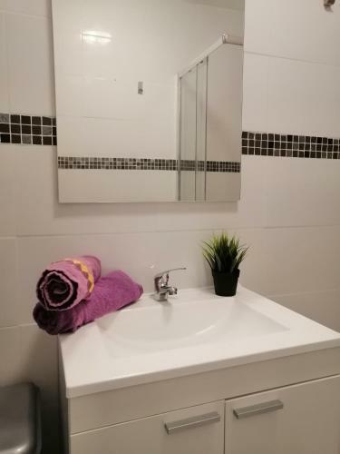 Hostal Alojamientos Rh - Altamar
