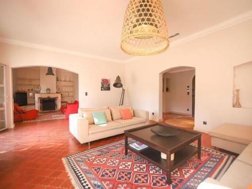 Cheerful Holiday Home In Grimaud With Private Pool