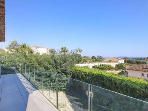 Cheerful Holiday Home In Grimaud With Private Pool