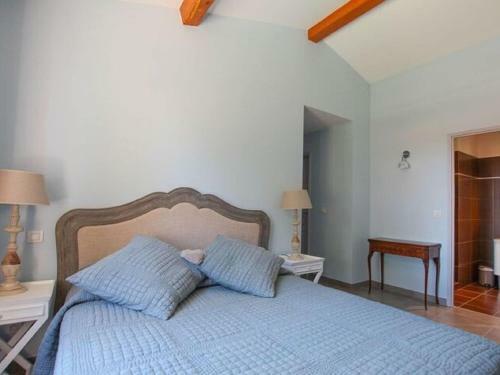 Spacious Holiday Home In Grimaud With Large Garden