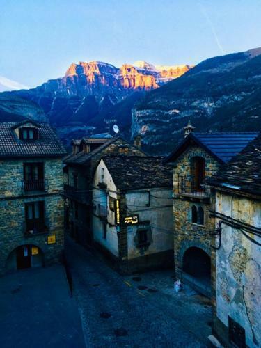 Apartamentos Valle De Ordesa-torla