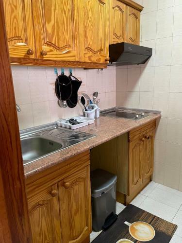 Apartment Near The Beach With Sea View