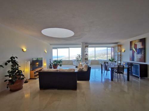 Apartamento Marazul Del Sur, Heated Pool, Sea View, Wifi