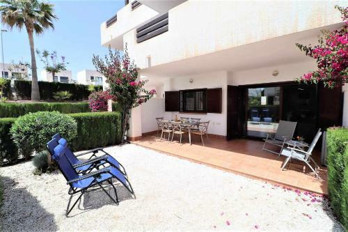 Luna Apartamento Con Terraza Jard�n Y Piscina Comunitaria