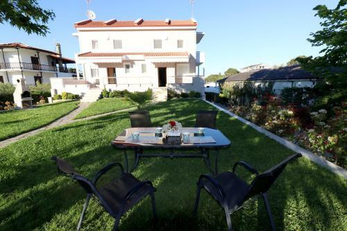 Villa Jullia & Rosa Vourvourou