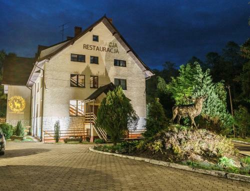Hostal Z?oty Jele? - Restauracja I Dom Go?cinny