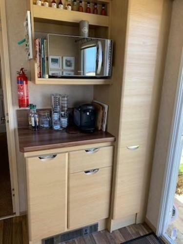 Stunning 3-bed Caravan With Sea Views