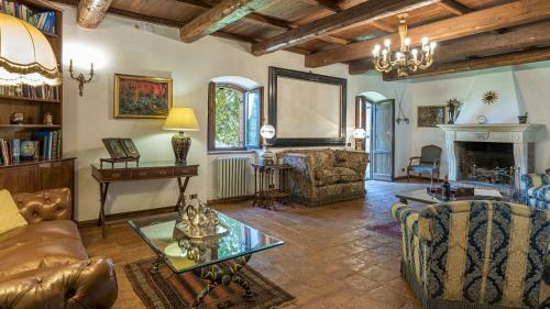 Villa Vista Del Lago 10