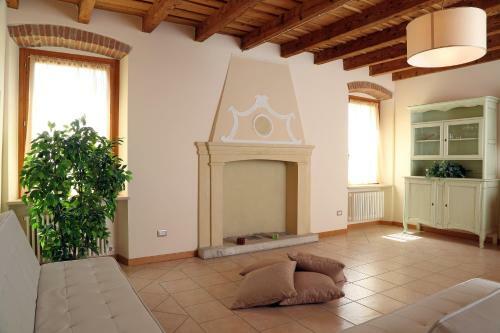 Apartamento Residence Borgo Mondragon