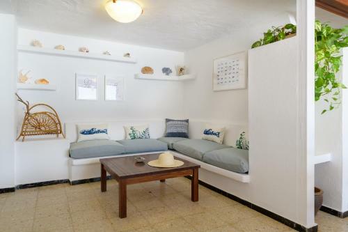 Famara Beach Retreat
