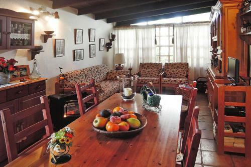 Holiday Home Casa El Moral, Arico - La Sabinita