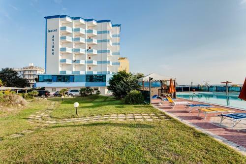 Hotel Asiago Beach