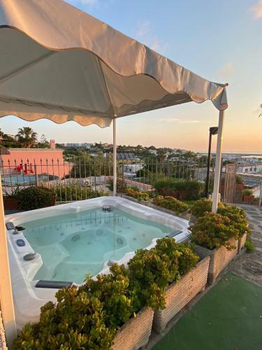 Hotel Pensione Mena