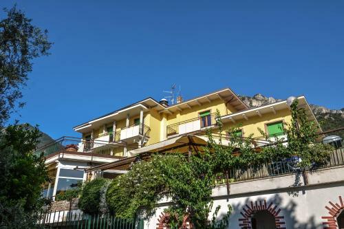 Hotel Limone