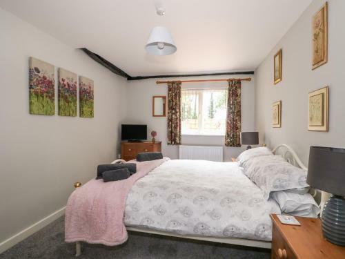 Hadleigh Farm Cottage