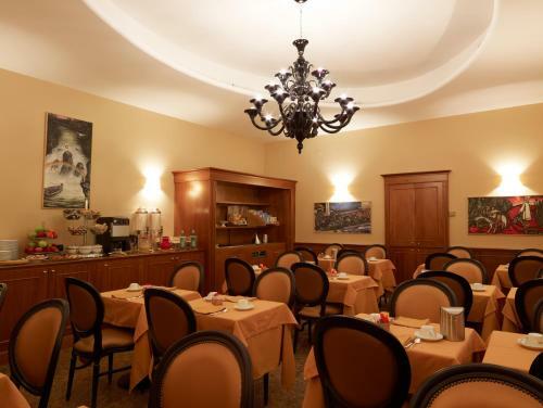 Hotel Moderno