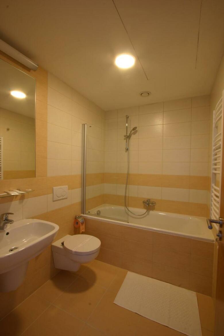 Hotel Ruby Blue