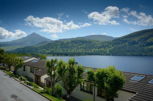 Loch Rannoch Otter Lodge 8