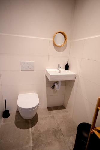 Can Bora Lodges