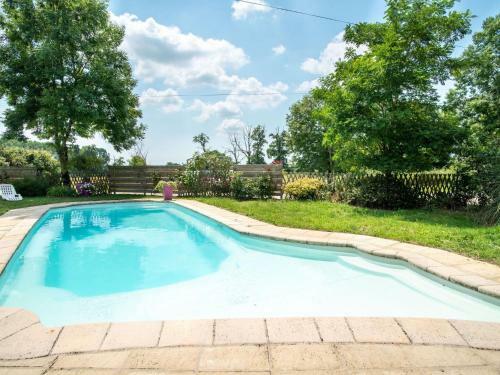 Quaint Holiday Home In Cless� With Garden
