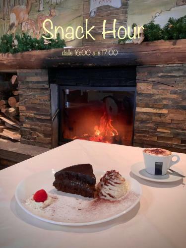 Hotel Rifugio Stoppani Al Grost�
