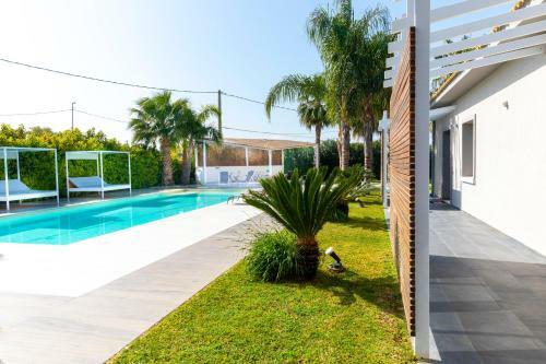 Villa Aqua Venere Pool & Suites