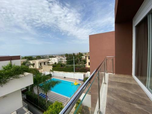 Two Villas Attached For Up To 14 Guests