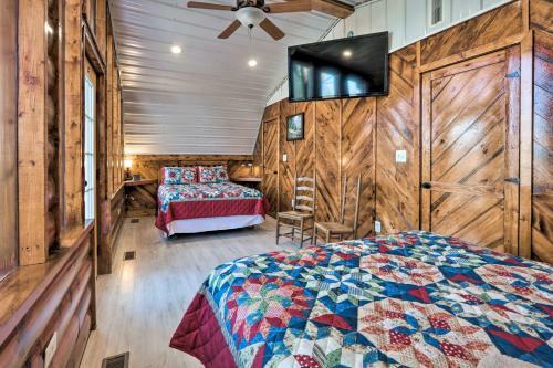 Beattyville Cabin With Decks-by Red River Gorge!