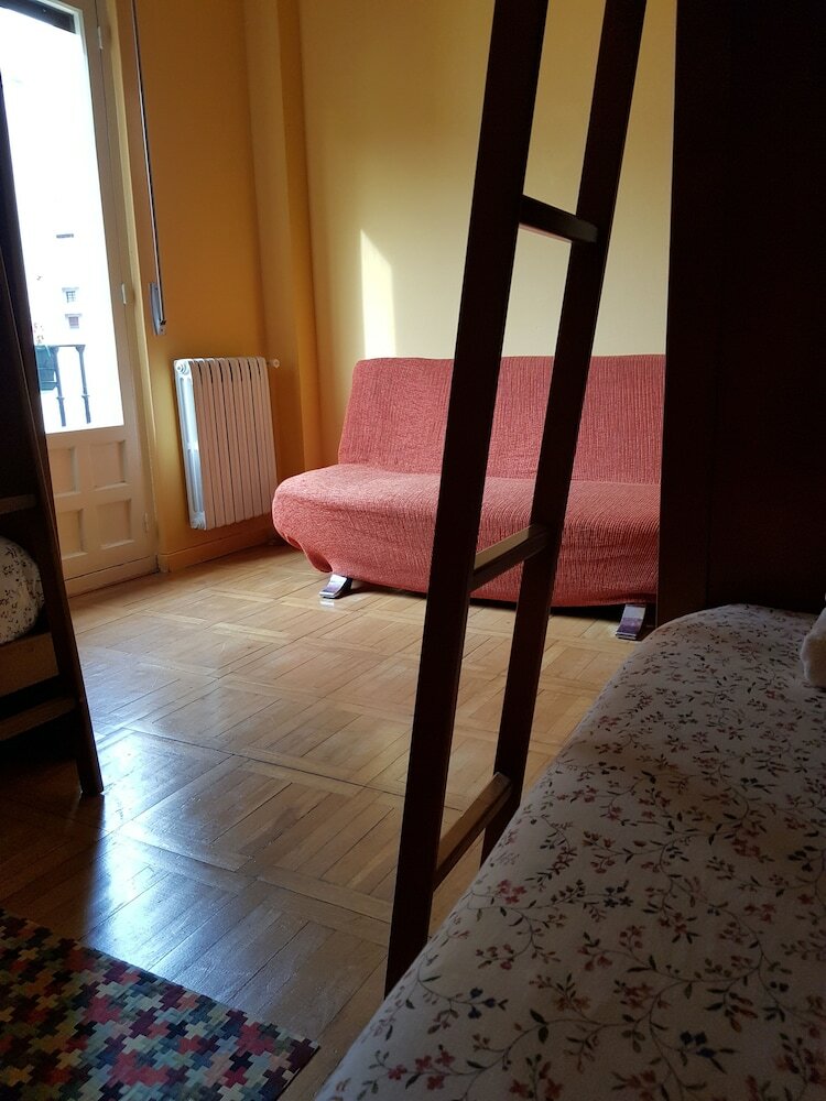Hostel R�a 35